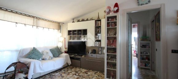 2 غرف نوم شقة في Garbagnate Milanese, Italy رقم 323731 4