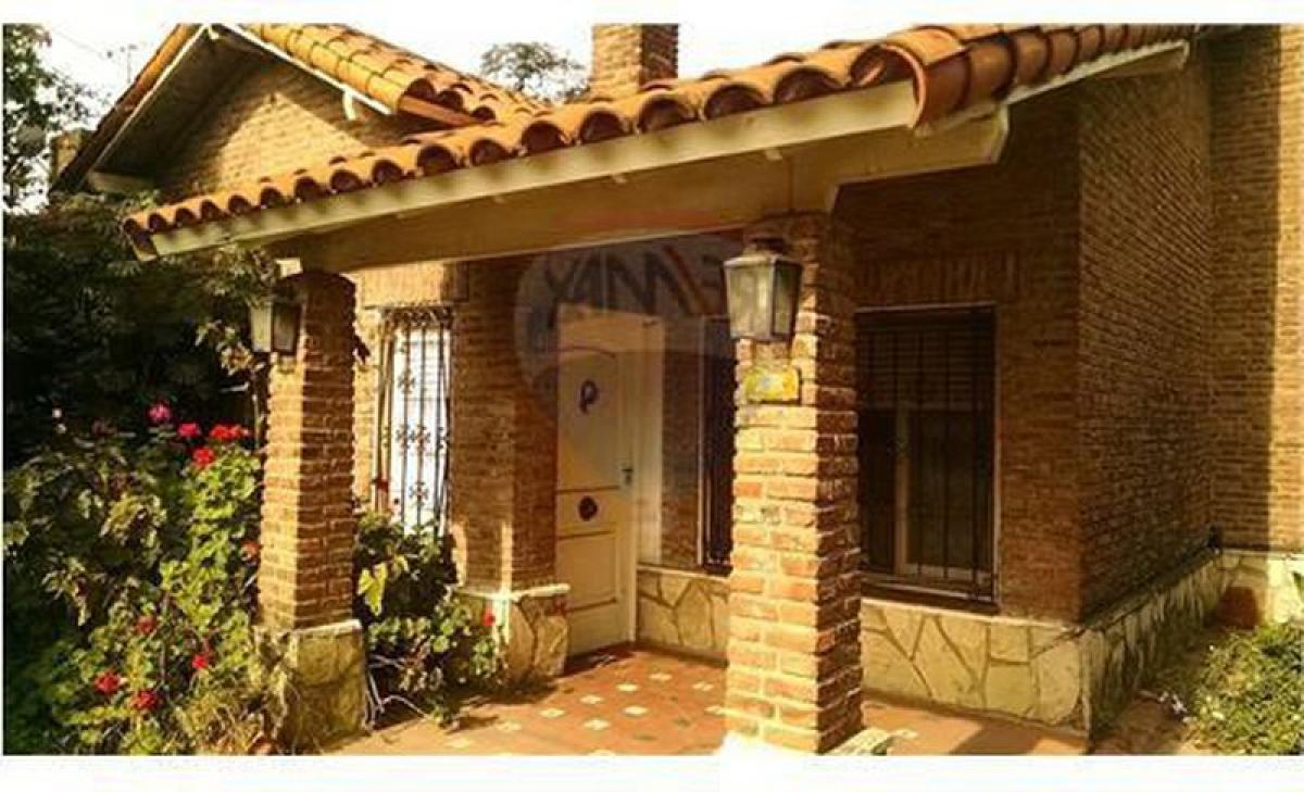 3 bedrooms House in Moron, Argentina No. 54816