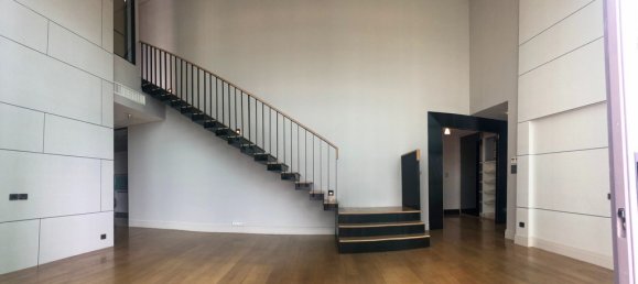 3 bedrooms Condo in Bangkok, Thailand No. 6469 3