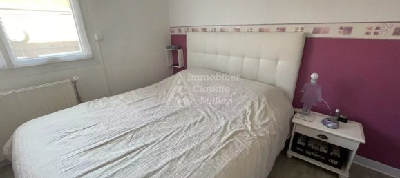 3 bedrooms House in Calais, France No. 43269 4