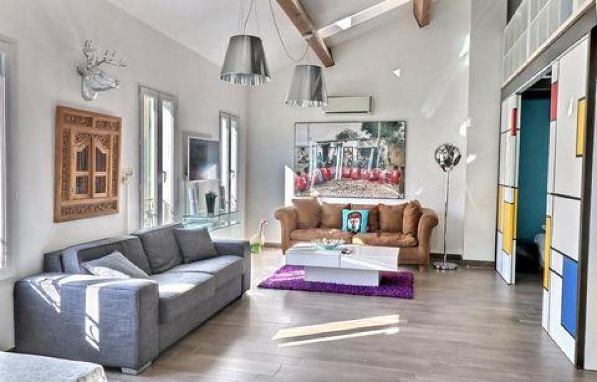 2 bedrooms House in Cannes, France No. 3050