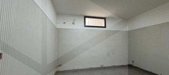 90m² Commercial property in Monopoli, Italy No. 31217 15