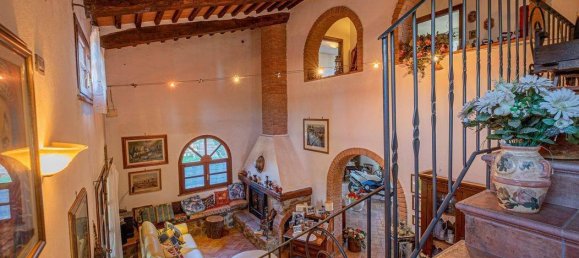 3 Schlafzimmer Haus in Gavorrano, Italy, Nr. 209010 20
