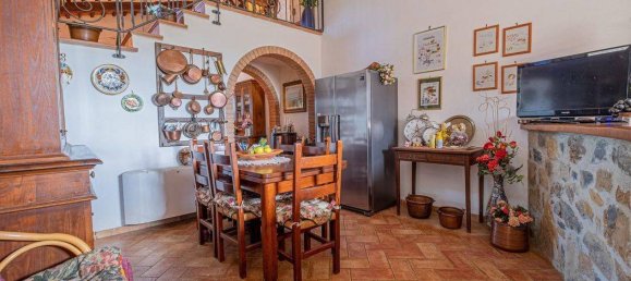 3 Schlafzimmer Haus in Gavorrano, Italy, Nr. 209010 26