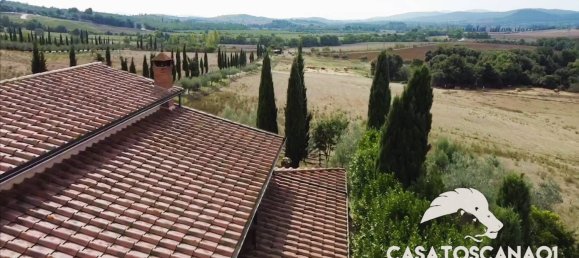 3 Schlafzimmer Haus in Gavorrano, Italy, Nr. 209010 9