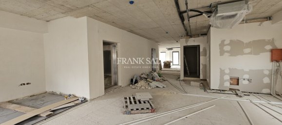198m² Office in Msida, Malta No. 12749 12