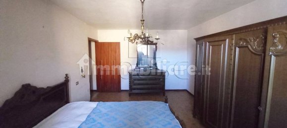 4 bedrooms Apartment in San Giustino, Italy No. 153232 8