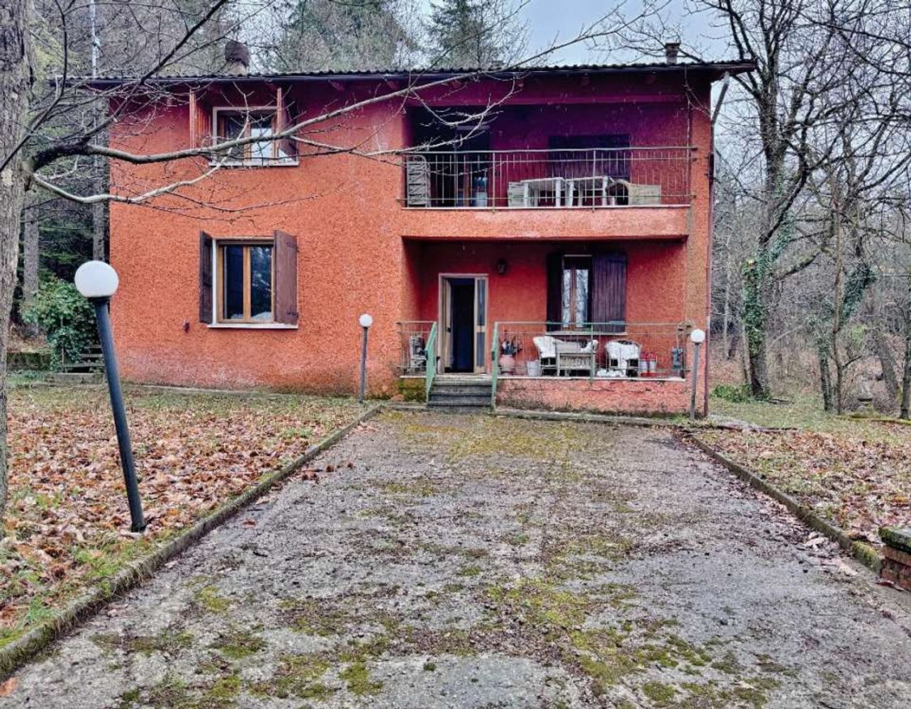 10-Zimmer Haus in San Benedetto Val di Sambro, Italy, Nr. 310585