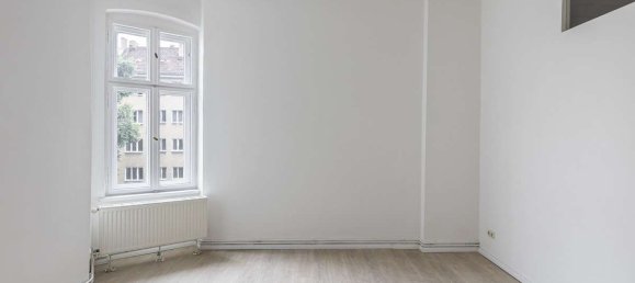 Квартира с 2 комнатами в Лихтенберг, Германия № 242795 13