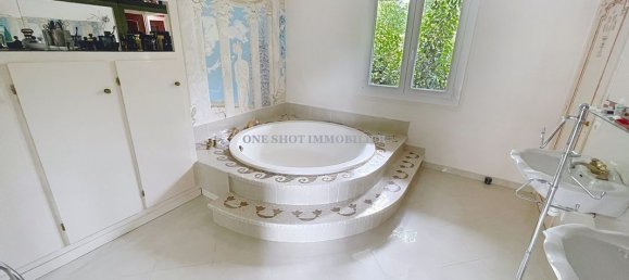 6 bedrooms Villa in Mardie, France No. 331054 8