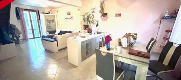 Casa de 3 dormitorios en Saint-Just-en-Chaussee, France No. 76481 3