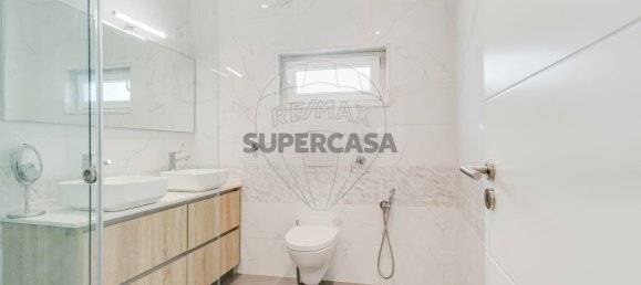 2 bedrooms Apartment in Loures, Portugal No. 241201 5