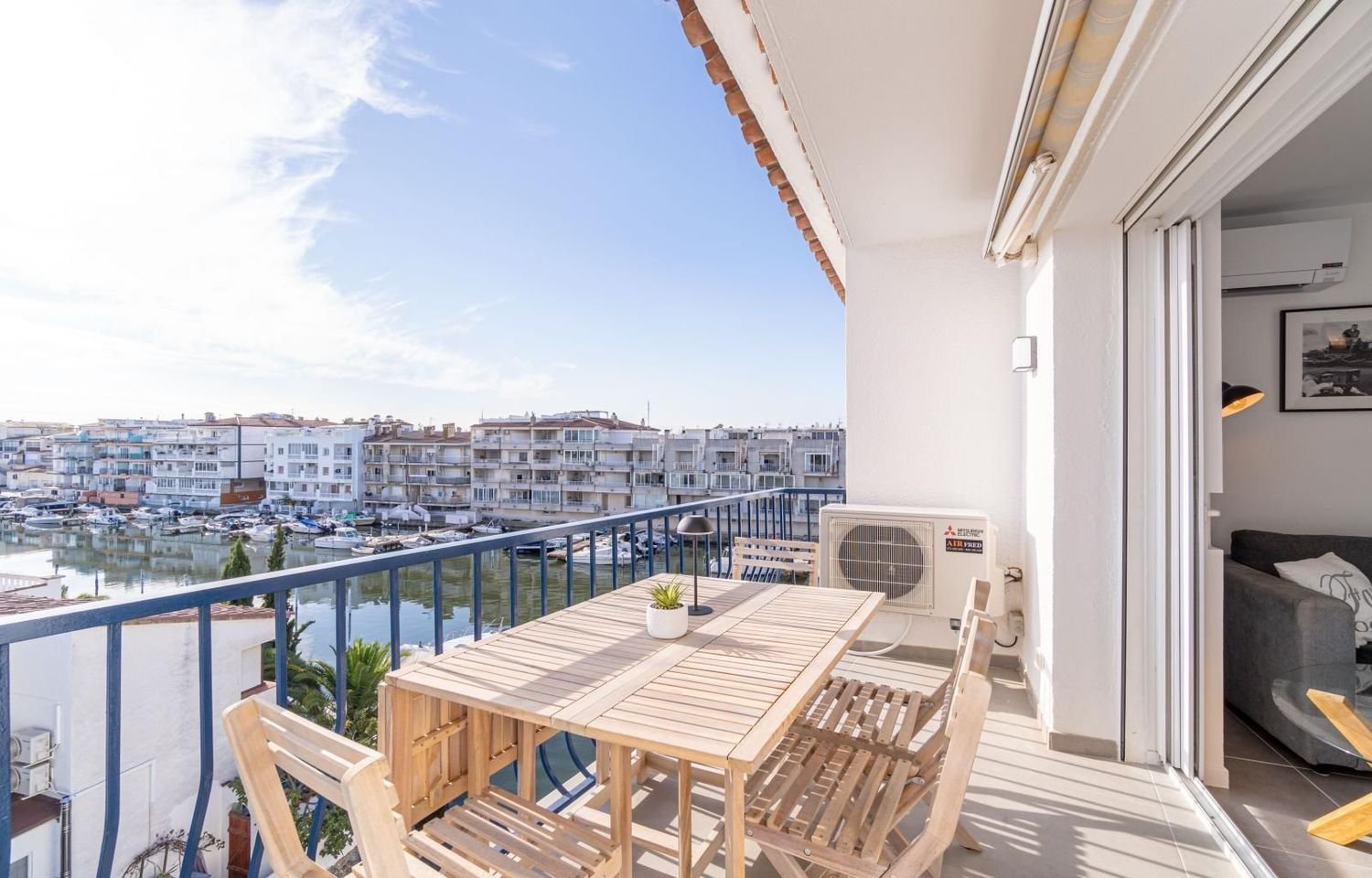 1 bedroom Apartment in Empuriabrava, Spain No. 279470