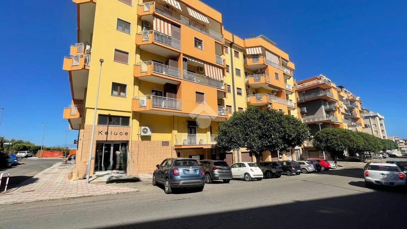 Lagerhaus in Corigliano Rossano, Italy 100m², Nr. 343995