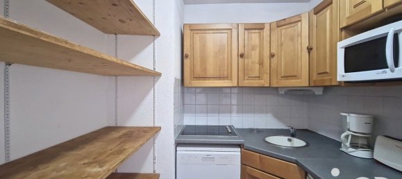 2 Schlafzimmer Wohnung in Besse-et-Saint-Anastaise, France, Nr. 194755 3