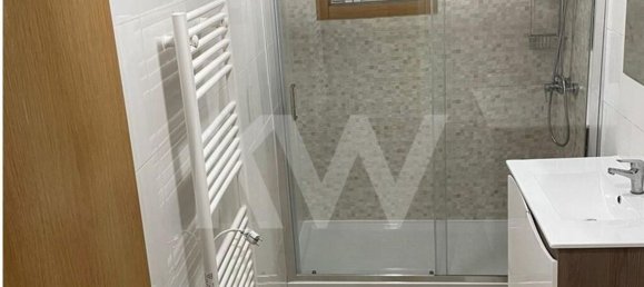 3 bedrooms Apartment in Porto, Portugal No. 51864 6