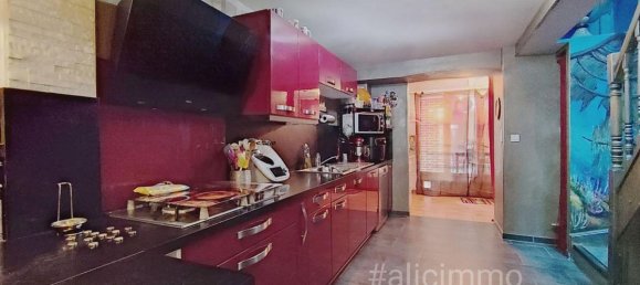 4 chambres Maison à Sézanne, France No. 69558 9