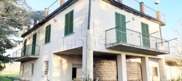 3 bedrooms House in Montone, Italy No. 153208 3