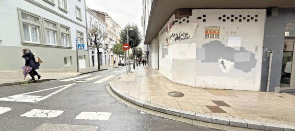 161m² Commercial property in A Coruna, Spain No. 132198 13