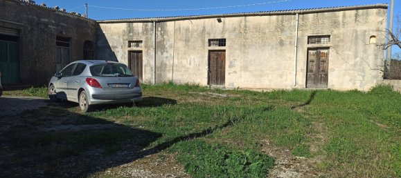  Land in Noto, Italy No. 60994 12