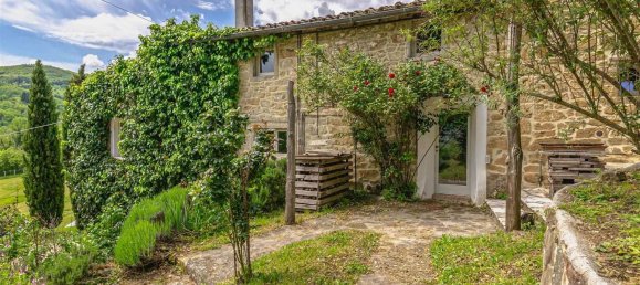 15 rooms House in Poppi, Italy No. 55582 2