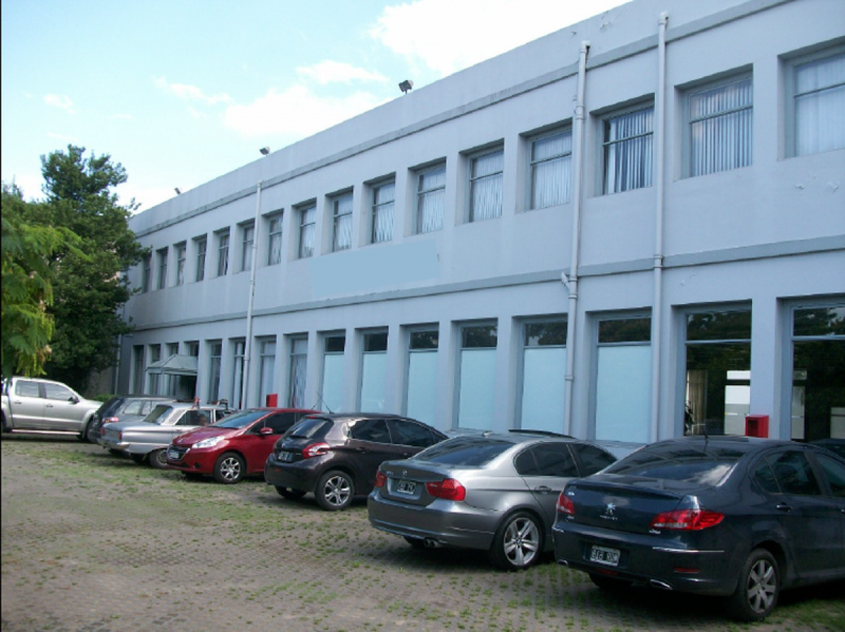  Commercial property in Vicente Lopez, Argentina No. 28723