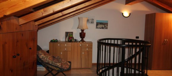 2-Zimmer Doppelhaus in Alzate Brianza, Italy, Nr. 157191 21