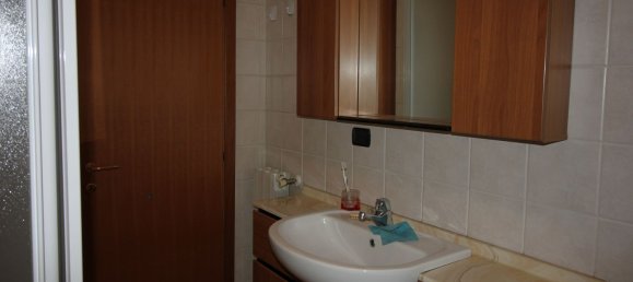 2-Zimmer Doppelhaus in Alzate Brianza, Italy, Nr. 157191 17