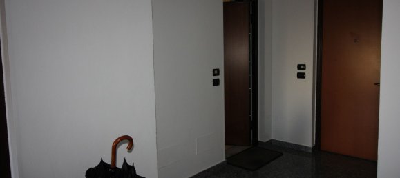 2-Zimmer Doppelhaus in Alzate Brianza, Italy, Nr. 157191 9