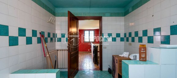 6 rooms Duplex in Marano sul Panaro, Italy No. 277477 13