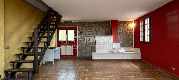 6 rooms Duplex in Marano sul Panaro, Italy No. 277477 10