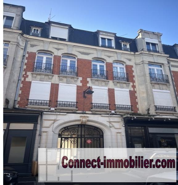 Квартира с 2 спальнями в Камбре, Франция № 241680