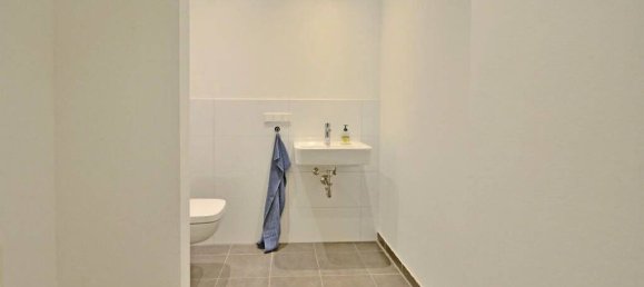 Apartamento de 4 habitaciónes en Kassel, Germany No. 25991 4