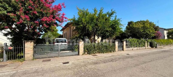 2 Schlafzimmer Haus in Bagnacavallo, Italy, Nr. 275689 5