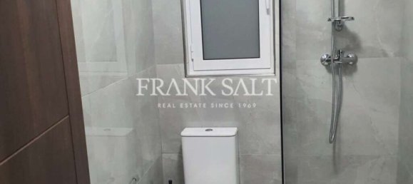 Квартира с 3 спальнями в Бальцан, Мальта № 10948 17