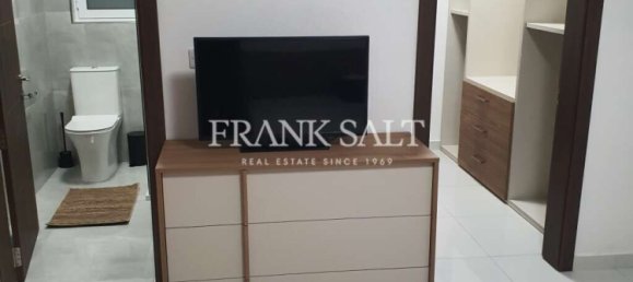 Квартира с 3 спальнями в Бальцан, Мальта № 10948 20