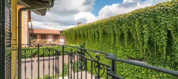 3 غرف نوم فيلا في Osio Sopra, Italy رقم 381443 25