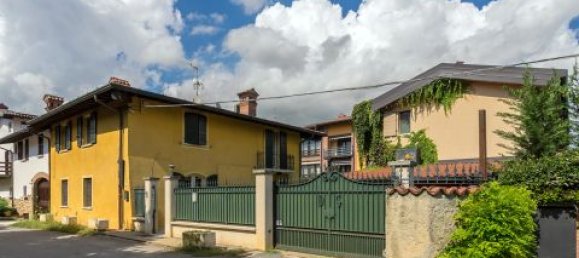 3 غرف نوم فيلا في Osio Sopra, Italy رقم 381443 37