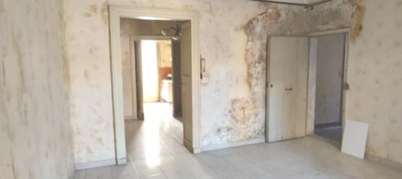 4-Zimmer Haus in Palagonia, Italy, Nr. 237456 2