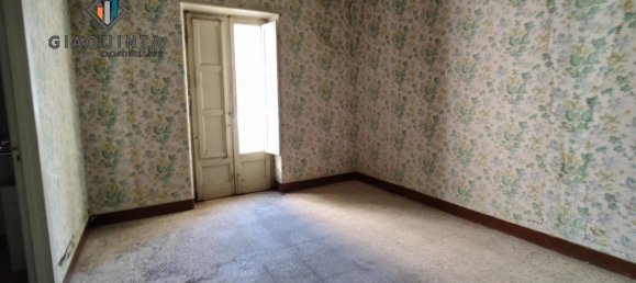 4-Zimmer Haus in Palagonia, Italy, Nr. 237456 3