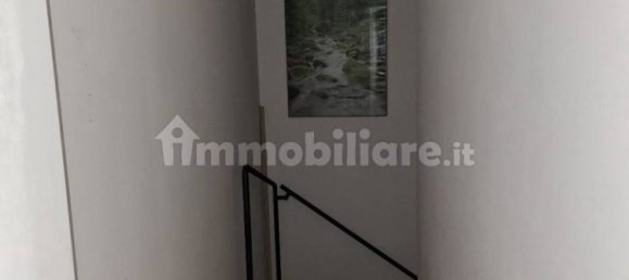 Oficina de 5 habitaciónes en Mantua, Italy No. 327592 16