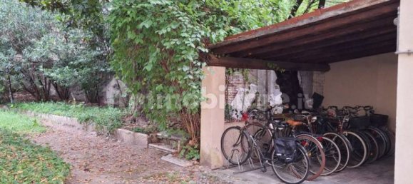 Oficina de 5 habitaciónes en Mantua, Italy No. 327592 18