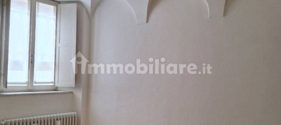 Oficina de 5 habitaciónes en Mantua, Italy No. 327592 8