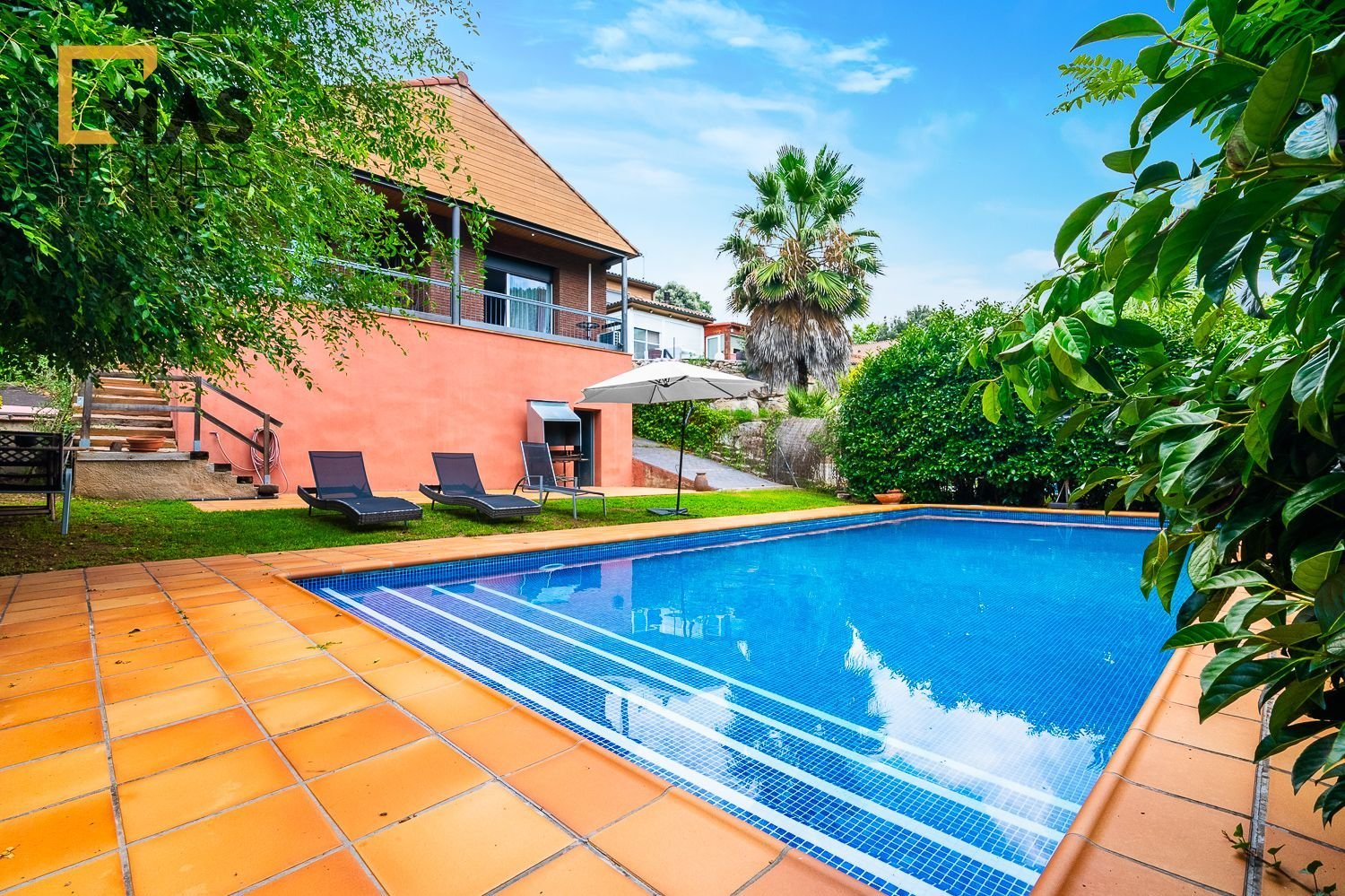 Casa de 3 dormitorios en L'Ametlla del Vallès, Spain No. 136113