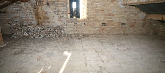 10 rooms House in Montottone, Italy No. 160790 27