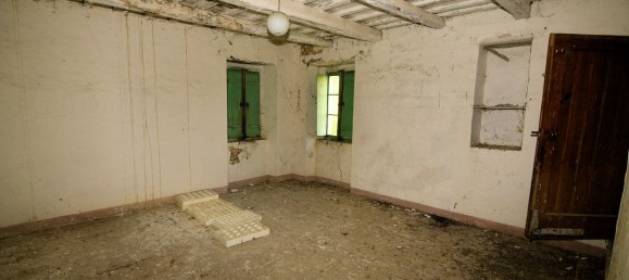 10 rooms House in Montottone, Italy No. 160790 18