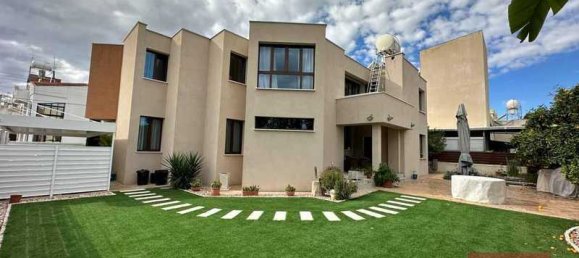 4 bedrooms Villa in Larnaca, Cyprus No. 20112 2