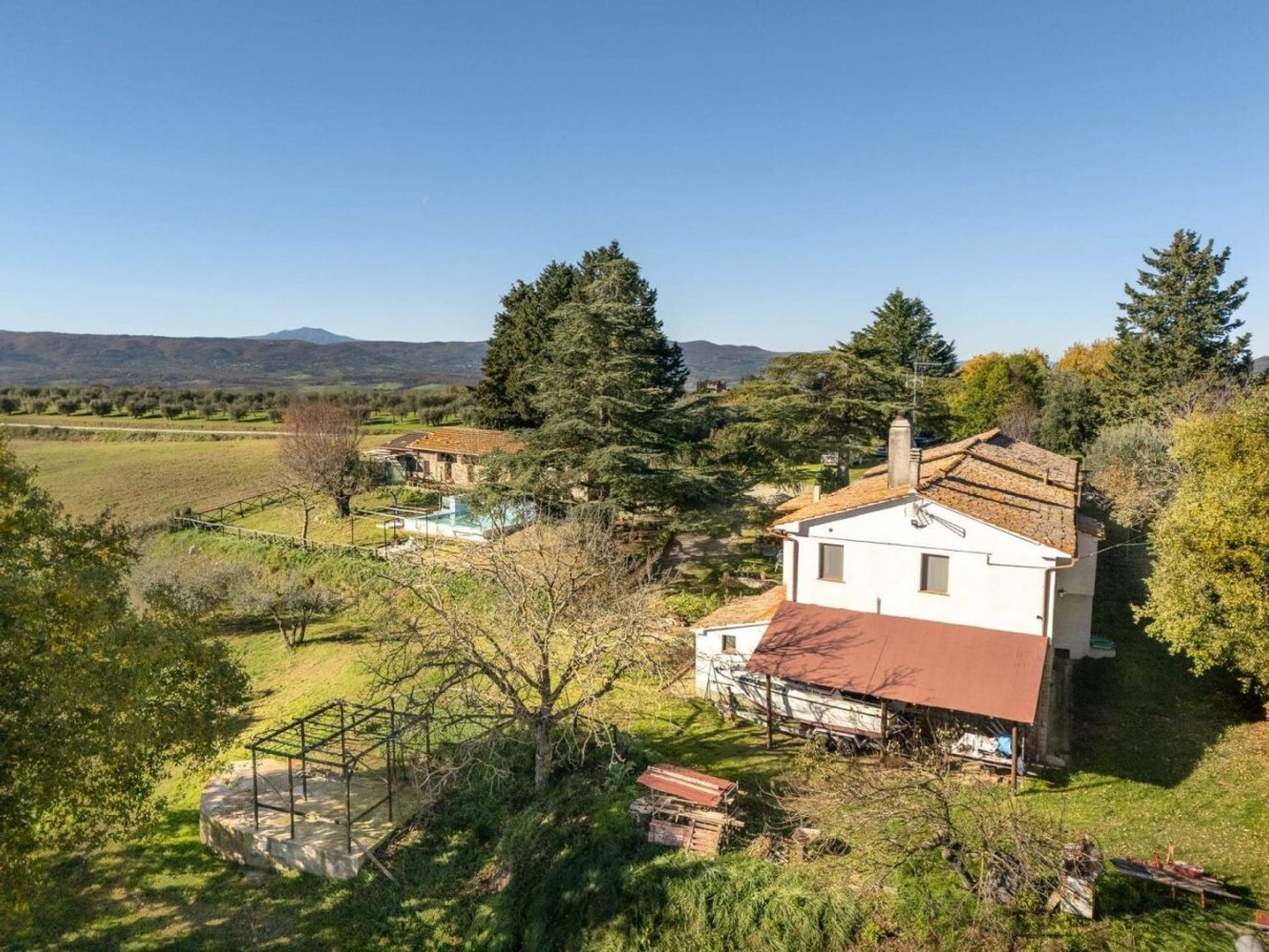 Casa de 18 divisões em Monteleone d'Orvieto, Italy N.º 53462