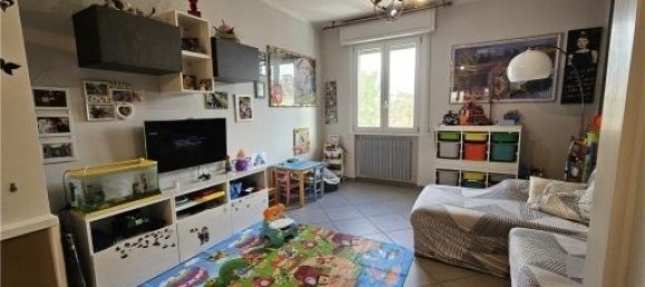 Apartamento de 4 divisões em Empoli, Italy N.º 22379 2