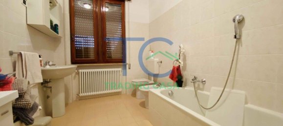 570m² Building in Piacenza, Italy No. 342088 18